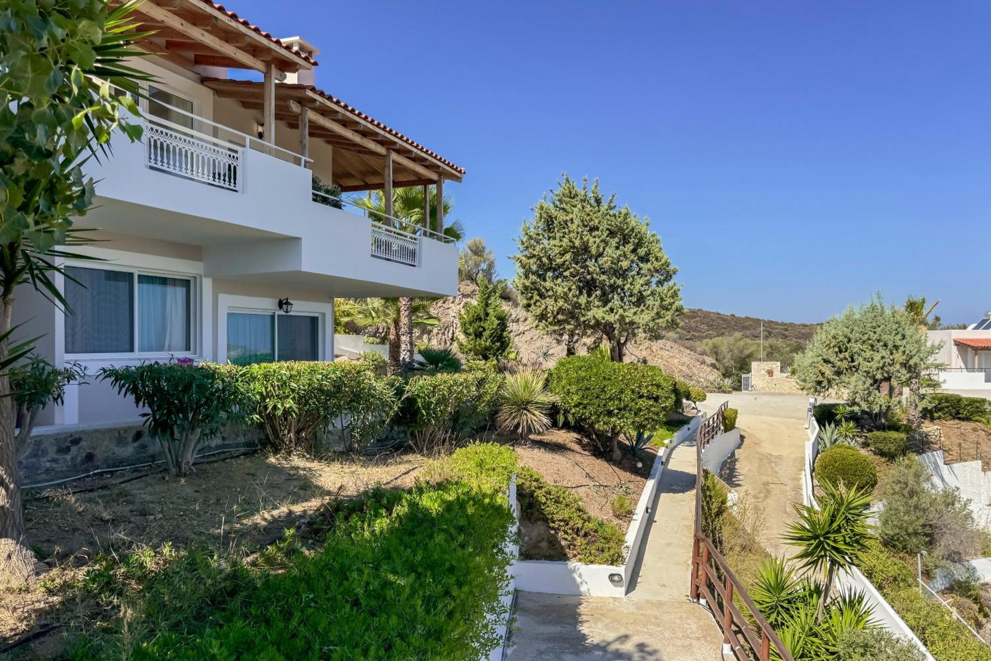 Pano Stalos Villas Esterno foto